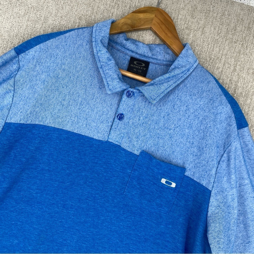 Oakley Polo Shirt Mens XL Blue Colorblock Short Sleeve Chest Pocket Logo Sport